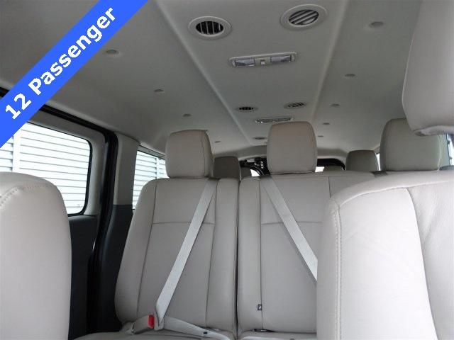 52303-3528-nissan-nvpassenger-2018-65518