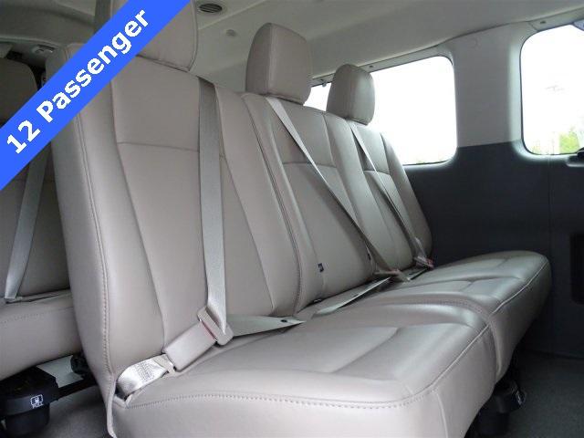 52306-3528-nissan-nvpassenger-2018-65518
