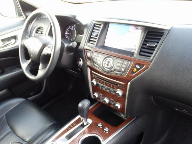 52321-3529-nissan-pathfinder-2018-25618