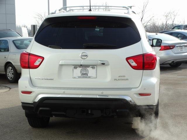52327-3529-nissan-pathfinder-2018-25618