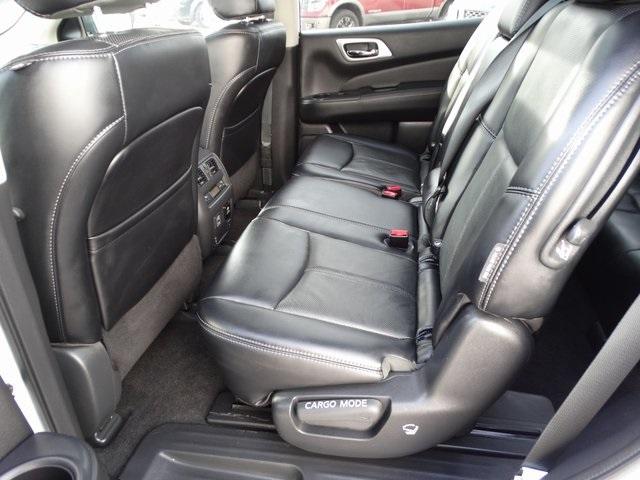 52332-3529-nissan-pathfinder-2018-25618
