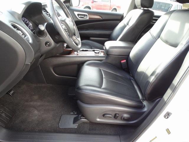 52338-3529-nissan-pathfinder-2018-25618