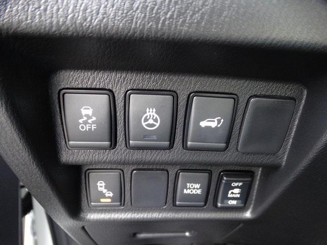52344-3529-nissan-pathfinder-2018-25618