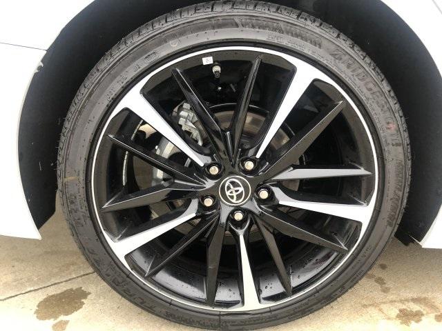 5240-toyota-camry-2019-