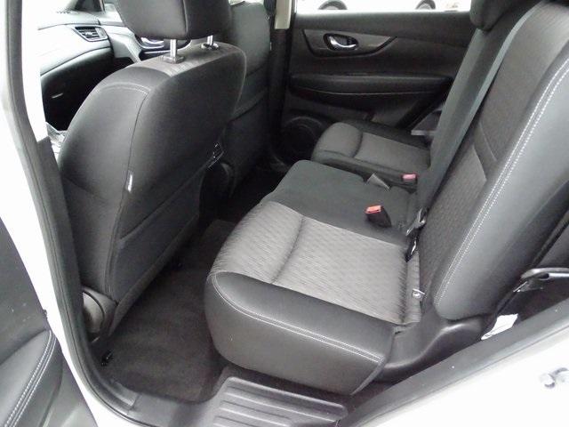 52433-3536-nissan-rogue-2017-22217