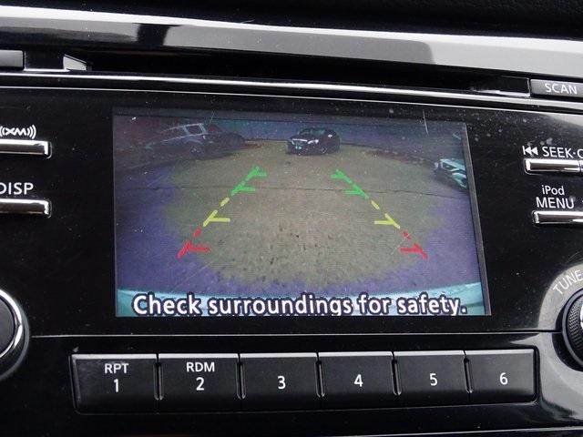 52446-3536-nissan-rogue-2017-22217