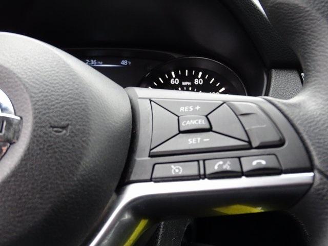 52448-3536-nissan-rogue-2017-22217