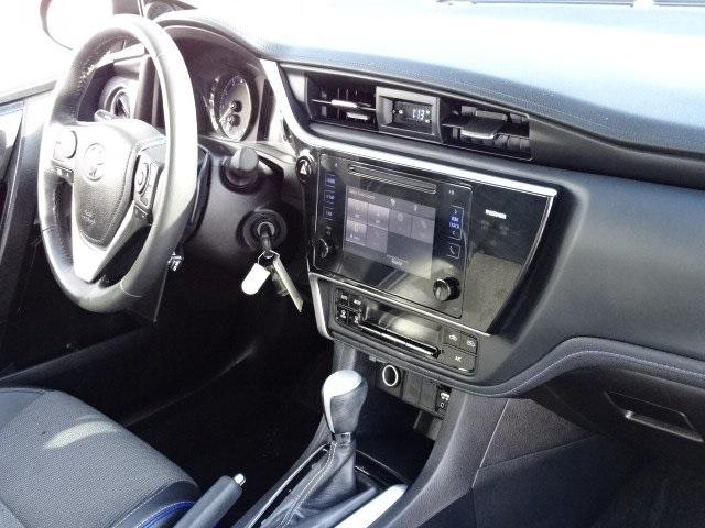 52456-3537-toyota-corolla-2017-1832