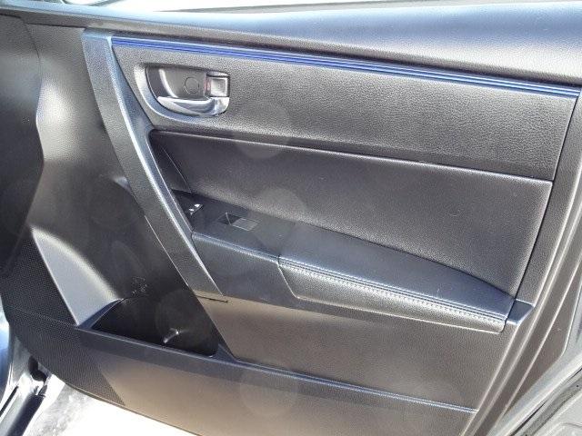 52457-3537-toyota-corolla-2017-1832