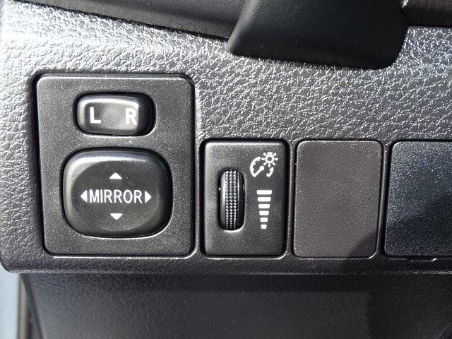 52472-3537-toyota-corolla-2017-1832