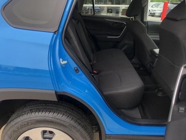 5249-toyota-rav4-2019-4432
