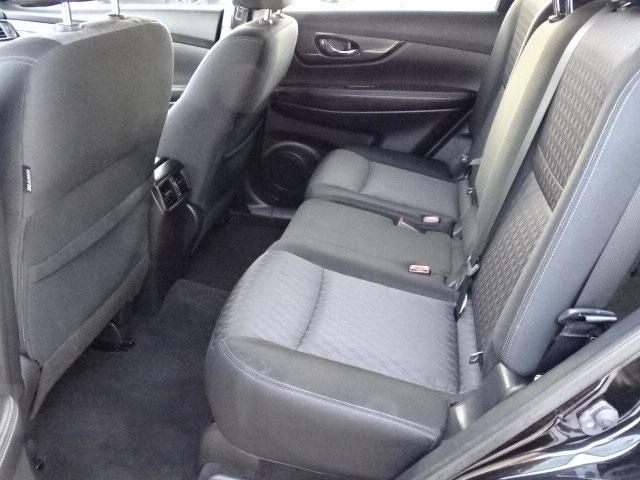 52497-3538-nissan-rogue-2017-22217