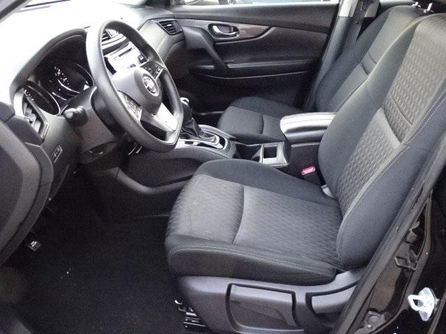 52499-3538-nissan-rogue-2017-22217