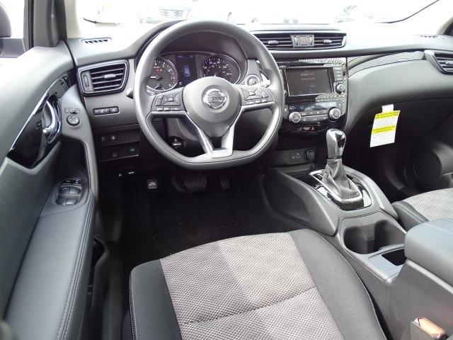 52525-3539-nissan-roguesport-2019-27219