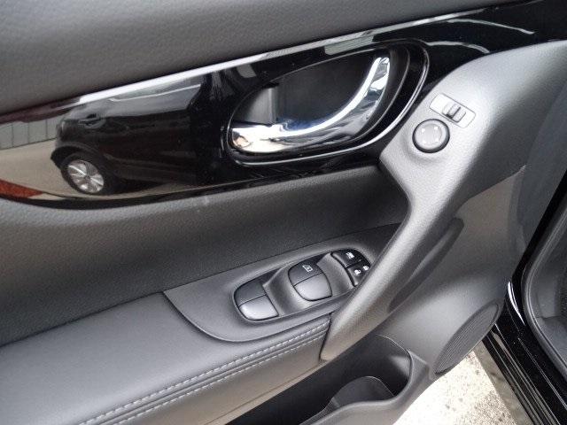 52527-3539-nissan-roguesport-2019-27219