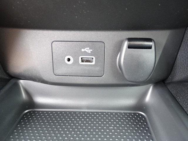 52530-3539-nissan-roguesport-2019-27219
