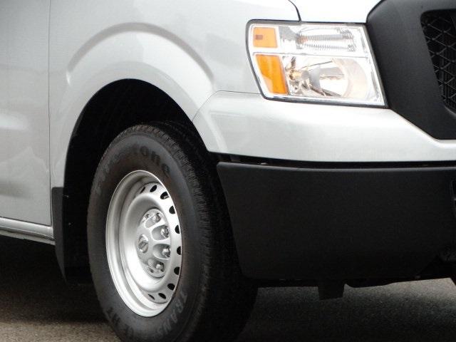 52540-3540-nissan-nv1500-2019-61019