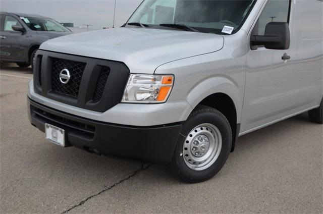 52541-3540-nissan-nv1500-2019-61019