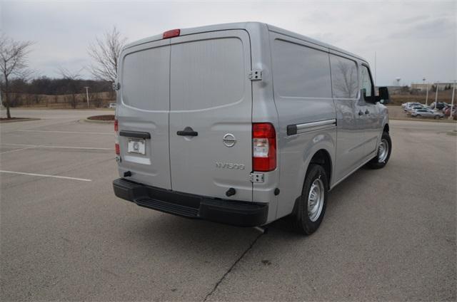 52543-3540-nissan-nv1500-2019-61019