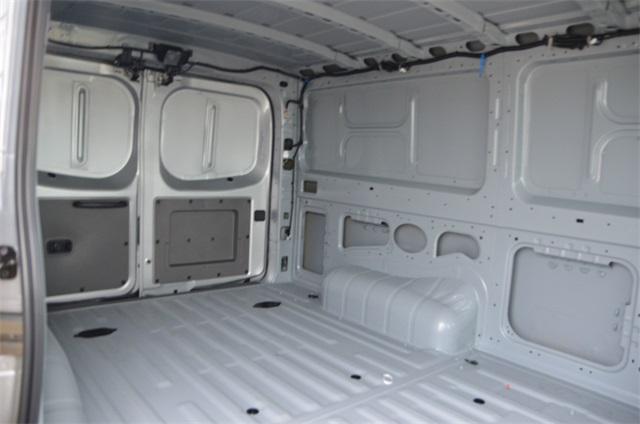 52547-3540-nissan-nv1500-2019-61019