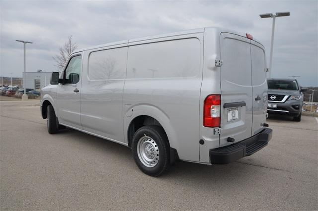 52561-3540-nissan-nv1500-2019-61019