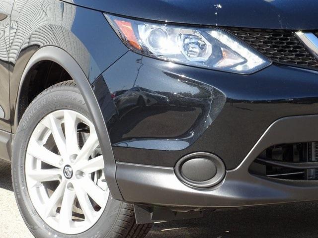 52564-3541-nissan-roguesport-2019-27019
