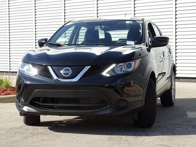 52566-3541-nissan-roguesport-2019-27019