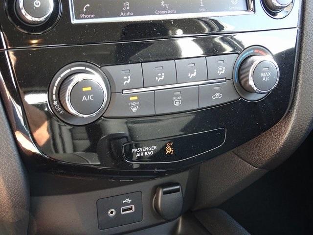 52588-3541-nissan-roguesport-2019-27019