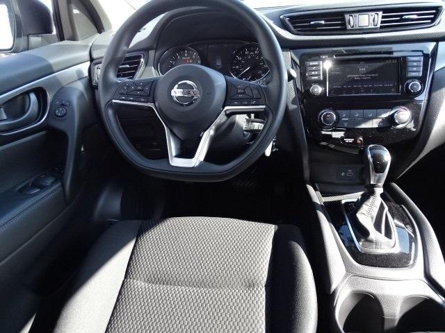 52649-3543-nissan-roguesport-2019-27019
