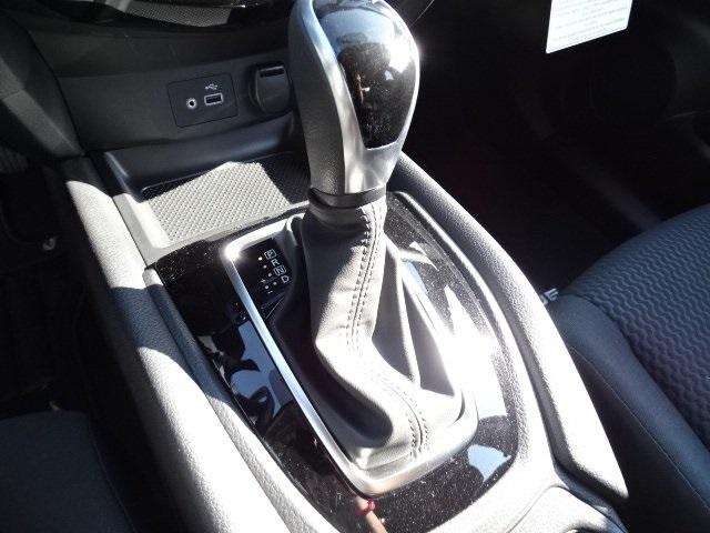 52654-3543-nissan-roguesport-2019-27019