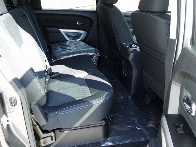 52669-3544-nissan-titan-2019-38219