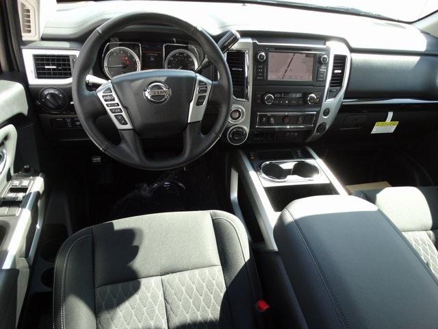 52681-3544-nissan-titan-2019-38219