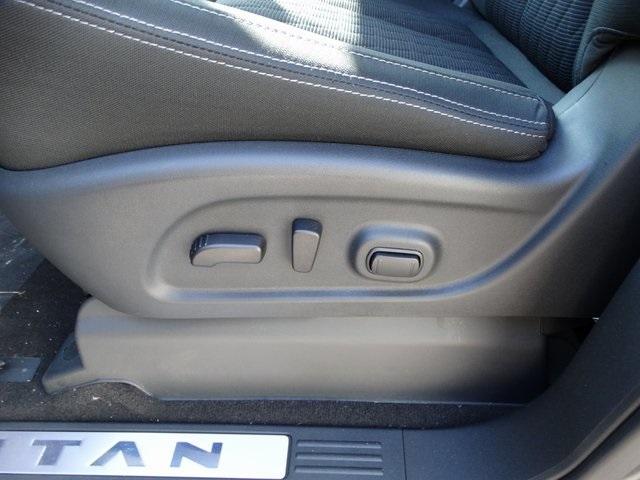52684-3544-nissan-titan-2019-38219