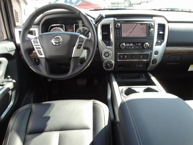 52759-3546-nissan-titan-2019-38619
