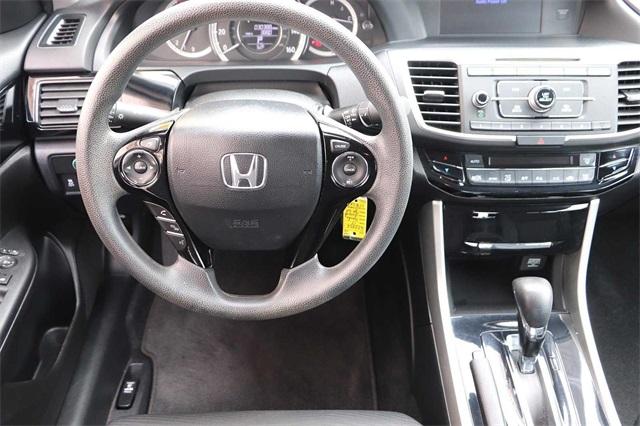 honda-accord-2017-p-1hgcr2f36ha108162image-12