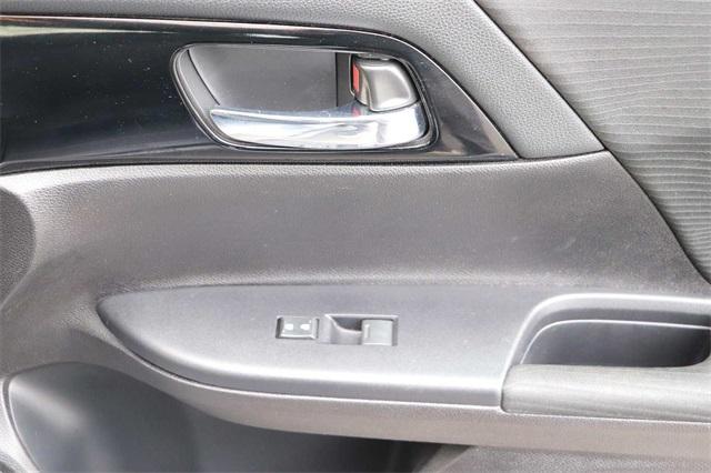 honda-accord-2017-p-1hgcr2f36ha108162image-16