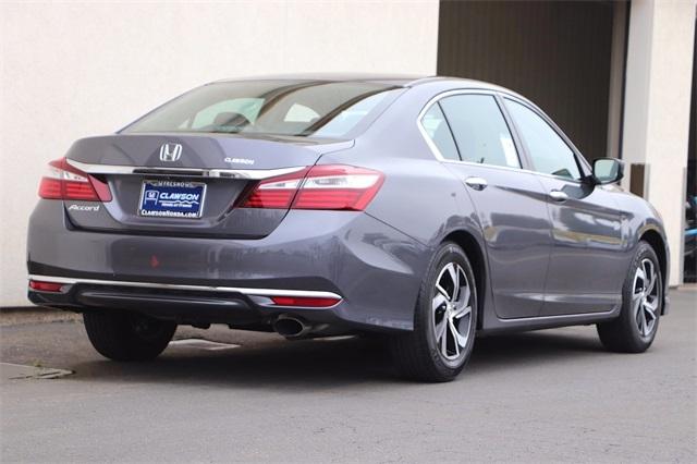 honda-accord-2017-p-1hgcr2f36ha108162image-6