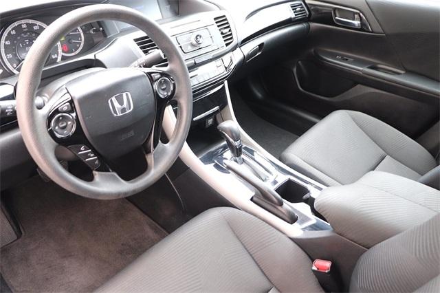 honda-accord-2017-p-1hgcr2f36ha108162image-8
