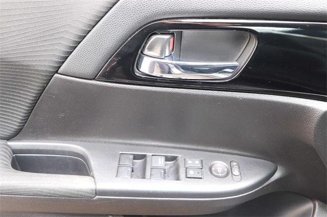 honda-accord-2017-p-1hgcr2f36ha108162image-9