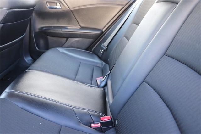 honda-accord-2017-p-1hgcr2f5xha088905image-10