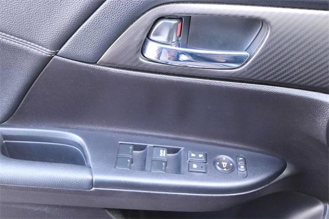 honda-accord-2017-p-1hgcr2f5xha088905image-9