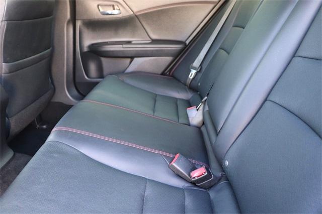 honda-accord-2017-p-1hgcr2f17ha015889image-10