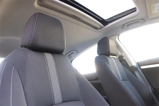 honda-civic-2017-p-19xfc2f72he200723image-15