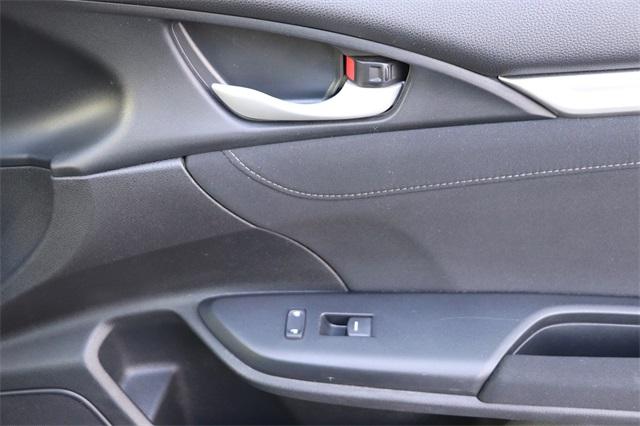 honda-civic-2017-p-19xfc2f72he200723image-16