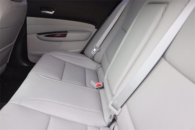 acura-tlx-2017-p-19uub1f3xha002641image-10