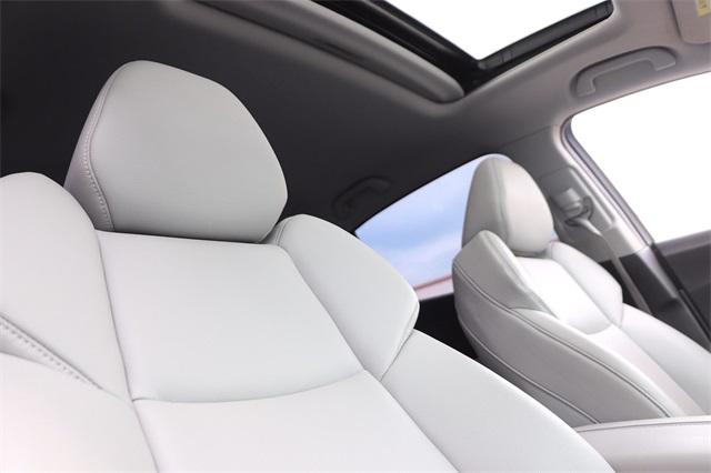 acura-tlx-2017-p-19uub1f3xha002641image-15