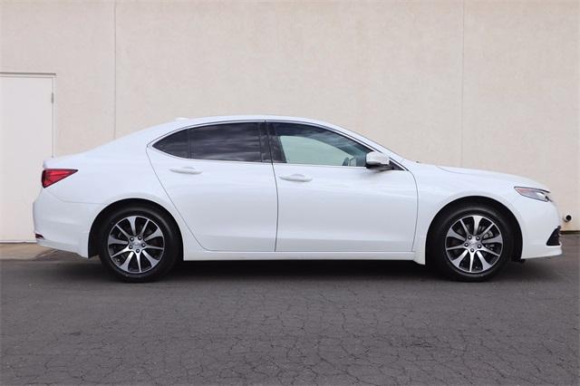 acura-tlx-2017-p-19uub1f3xha002641image-5