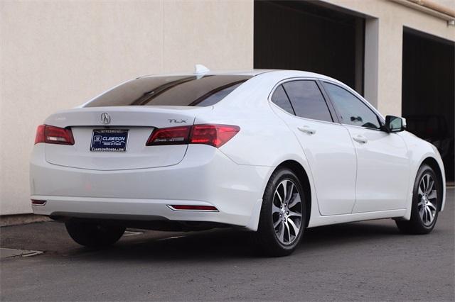 acura-tlx-2017-p-19uub1f3xha002641image-6