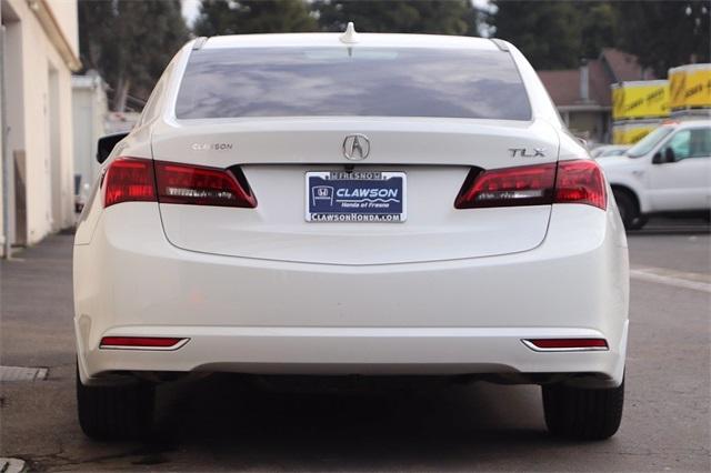 acura-tlx-2017-p-19uub1f3xha002641image-7