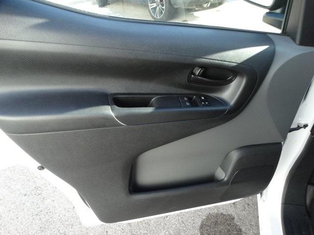 52942-3552-nissan-nv200-2019-66119